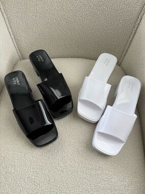 crown & ivy Black and White Patent Slide Mules